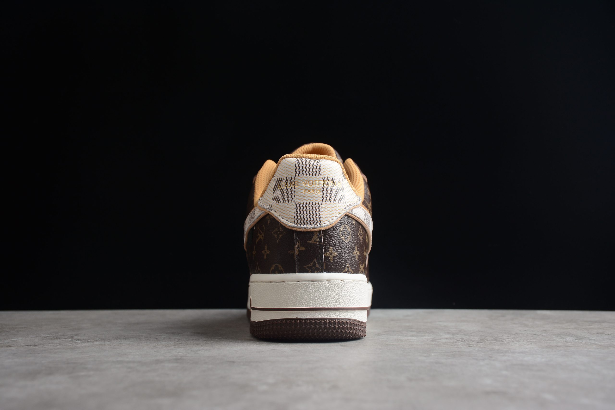 LV x Nike Air Force 1 by Virgil Abloh ( Regular Box ) - Image 8